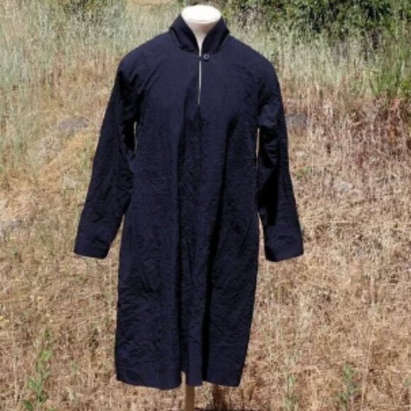 Asiatica Black Dress - Picture 2 of 5